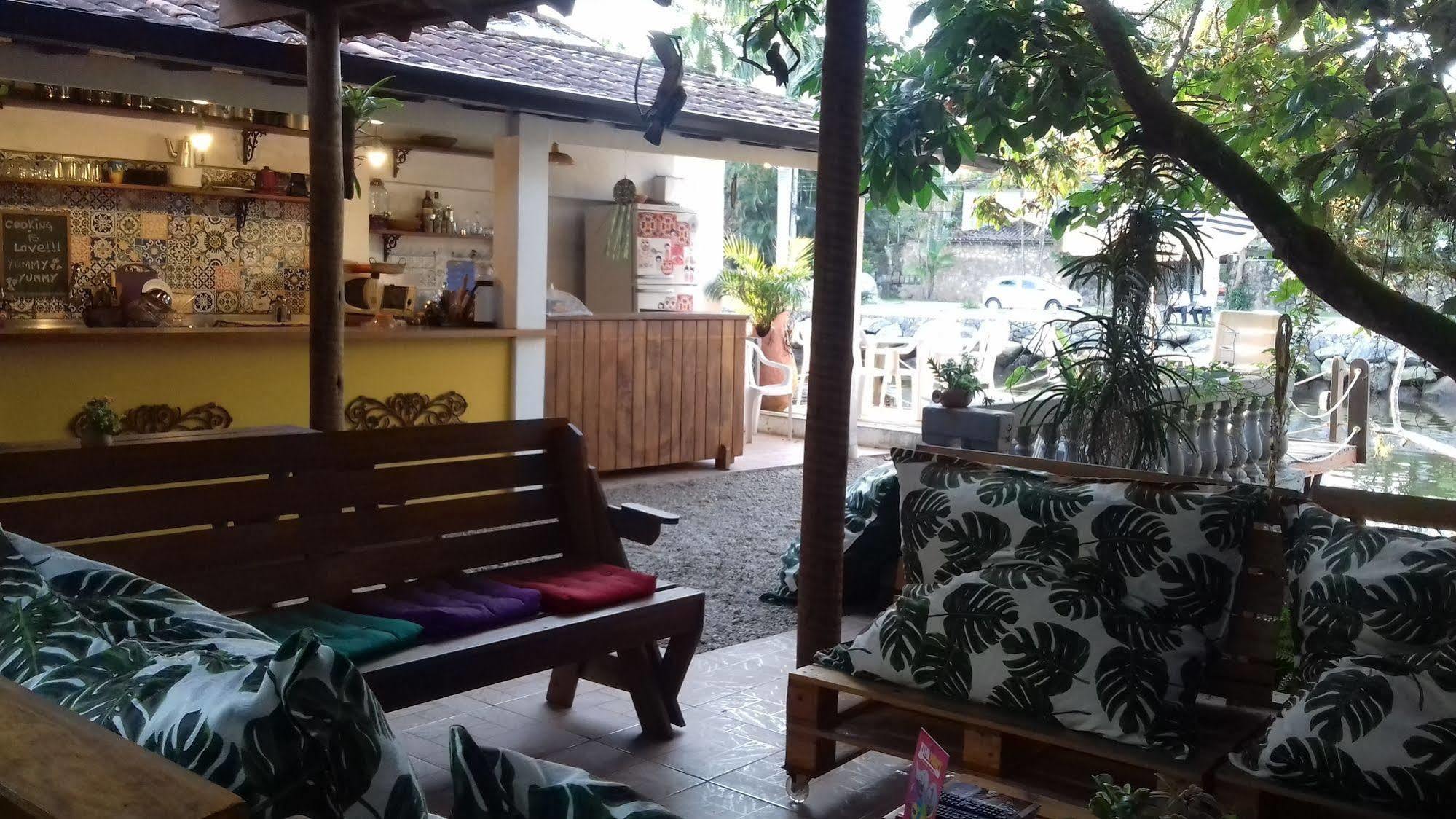 Maracuja Hostel Araquari Eksteriør billede